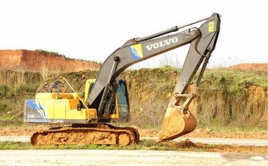 攻城兵機(jī)械指揮官:工程機(jī)械設(shè)備租賃中,挖機(jī)租賃的必要注意事項(xiàng)