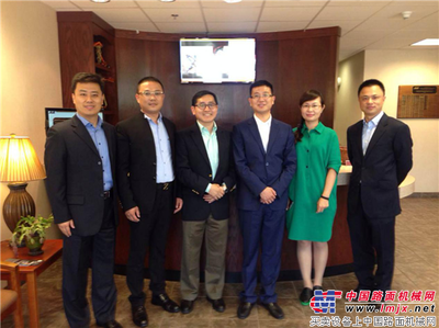 赴美考察紀實:眾鼎考察團近距離看捷爾杰-工程機械動態(tài)-中國路面機械網(wǎng)