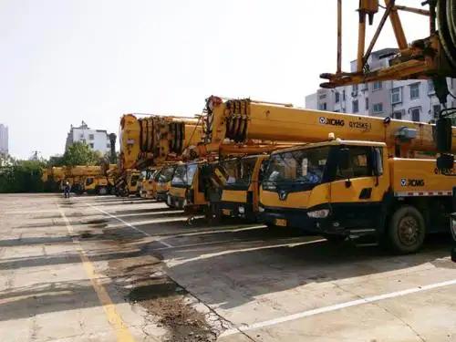 鄭州市吊車出租/工程機(jī)械設(shè)備租賃電話怎么找?新密市 鞏義市