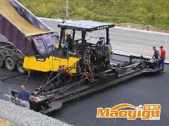 通達(dá)公路工程機(jī)械配件廠 專(zhuān)業(yè)設(shè)備租賃與安裝一站式服務(wù)，助力工程高效推進(jìn)